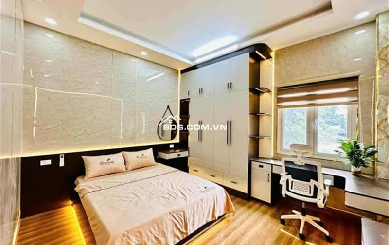 Nhà Phan Đăng Lưu, Quận Phú Nhuận – 66m² – Vị trí đắc địa – Giá 13.5 tỷ